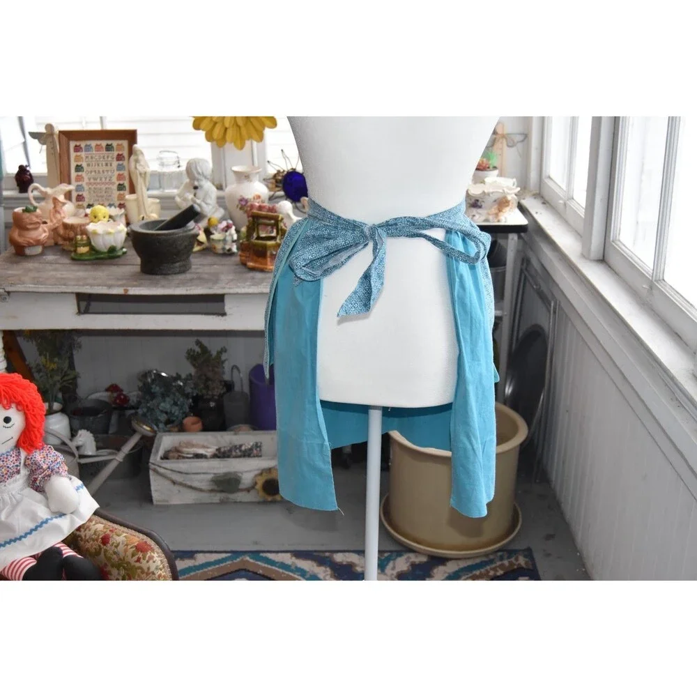 Vintage 1950s Half Apron Teal Geometric Fabric With Pockets Tie Back
